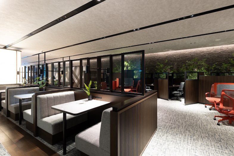 The Executive Centre　JPタワー｜少人数での対談/相談シーンに最適な対面ソファーエリア