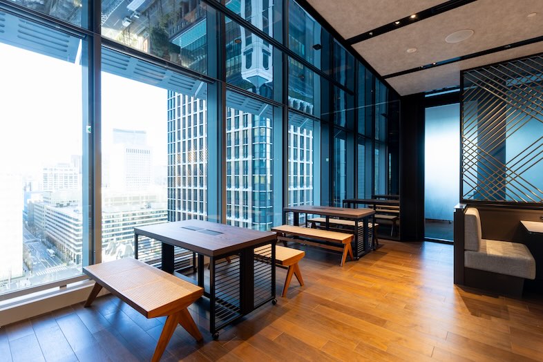 The Executive Centre　JPタワー｜ビジネスラウンジやバーカウンターは会話中心のCMや企業VPなどに最適