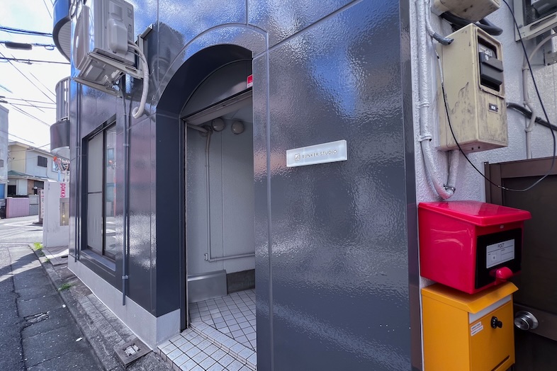 BUNKER STUDIO｜スタジオが入る建物外観