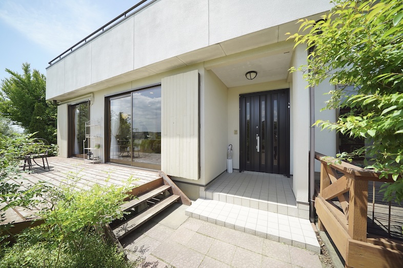 NORMAN HOUSE 東松山｜モデルハウスのような郊外住宅の外観ショット