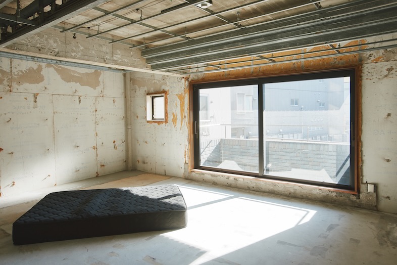 KiN｜【2階】人のいない、静かでもの寂しい雰囲気を撮影に活かせるのもポイント