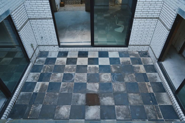 KiN｜【2階】中庭を俯瞰で撮影することも可