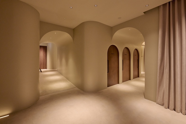 CRAZY GRANDE MAISON｜【廊下】細部にまでこだわり抜かれた空間