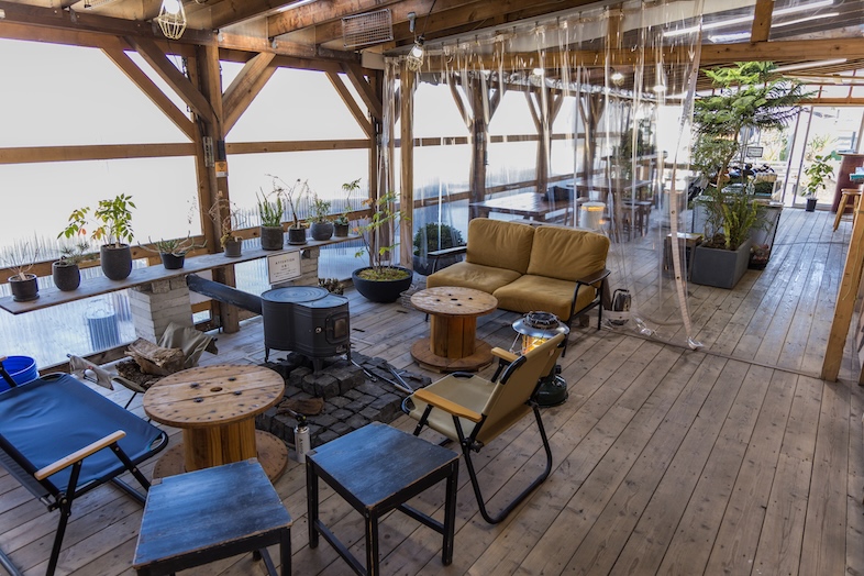 JF TORAMI STUDIO｜外房海沿いロケ地はアウトドア撮影にピッタリ