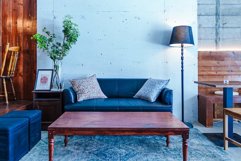 in the house / Nishiwaseda “Emporium”｜【カフェスペース/昼】カフェシーンはもちろんYouTube撮影やインタビューにも