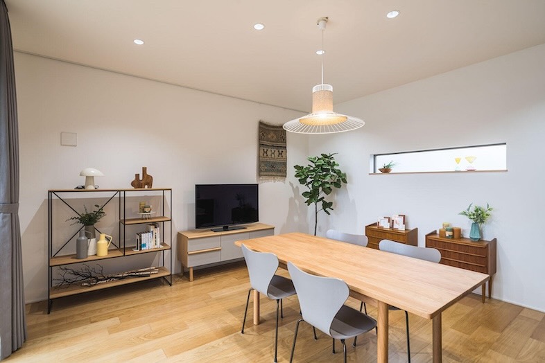 スタジオPia 36.Hygge｜【1F】照明と家具のバランスが取れた北欧風空間はCMや広告撮影にもフィット