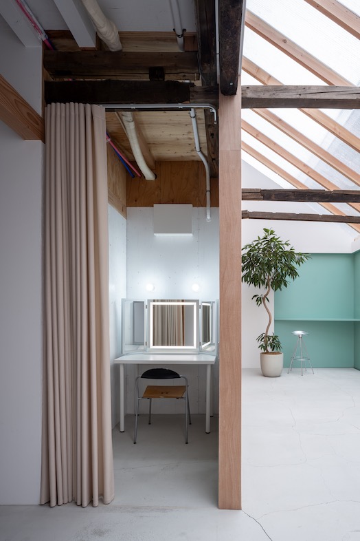 GREEN BOX IKEJIRI｜【控室・小】 メイクやフィッティングに使用可能