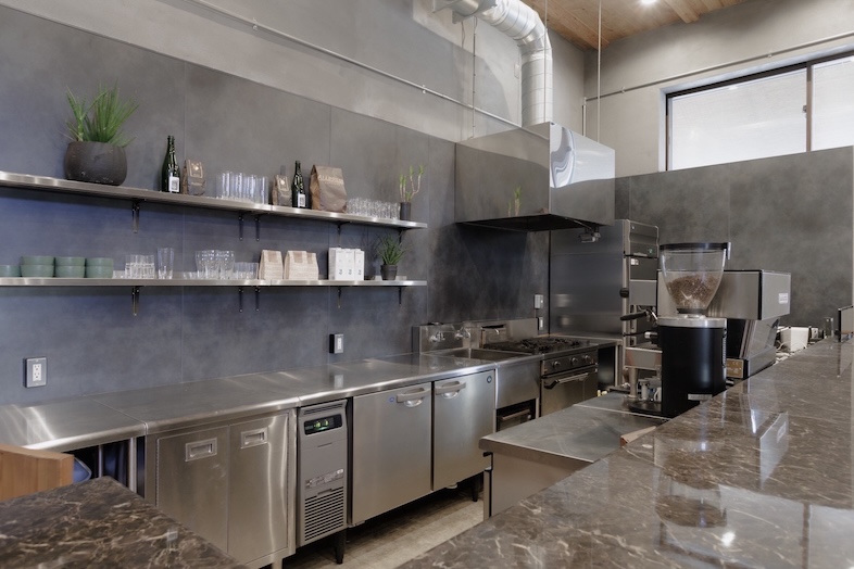 JF KUGENUMA STUDIO｜【室内】業務用キッチンは調理場のリアルな風景が撮れる