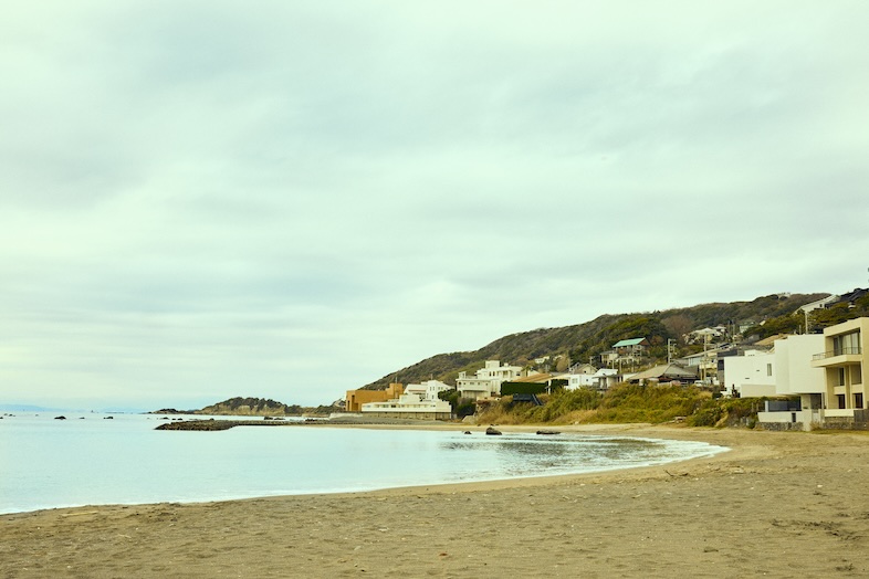 Studio Hanatombo｜久留和海岸ロケ撮影の控室としてもご利用可能です