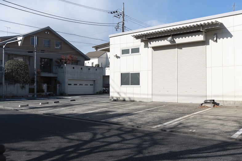 fluct｜【外観】リアルな倉庫ロケが可能