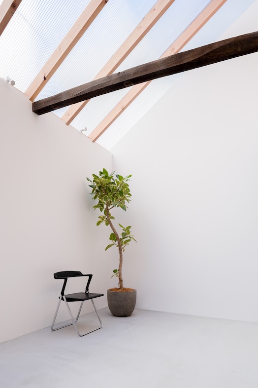 GREEN BOX IKEJIRI｜【1階スタジオ】北側向きのトップライトなので、日中は安定した光が入ってきます