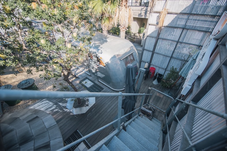 Oldman’s CAFE｜引きの構図での会話シーンや休憩シーンのカットなどにも◎