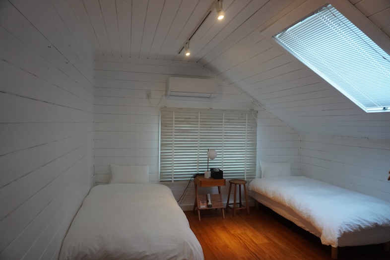 JF TORAMI STUDIO｜屋根裏やロフトを彷彿とさせる空間