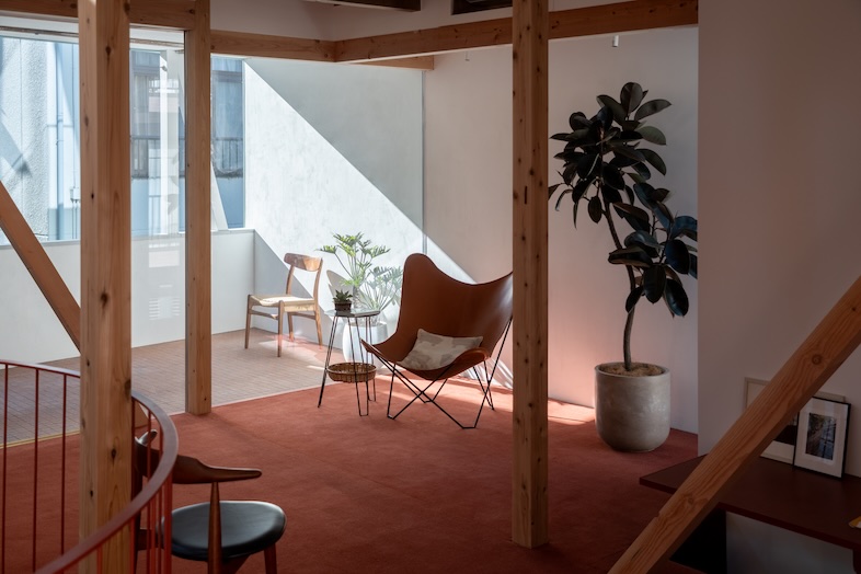 GREEN BOX IKEJIRI｜【2階大部屋】バルコニー抜けを活かした撮影が可能