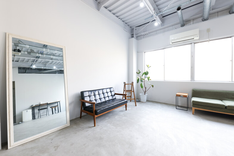 N4 STUDIO
