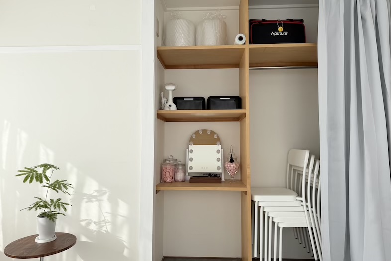 studio jane 水道橋スタジオ｜【White room】プロップスタイリストが集めた300点以上の小物・家具・雑貨を自由に使用可能