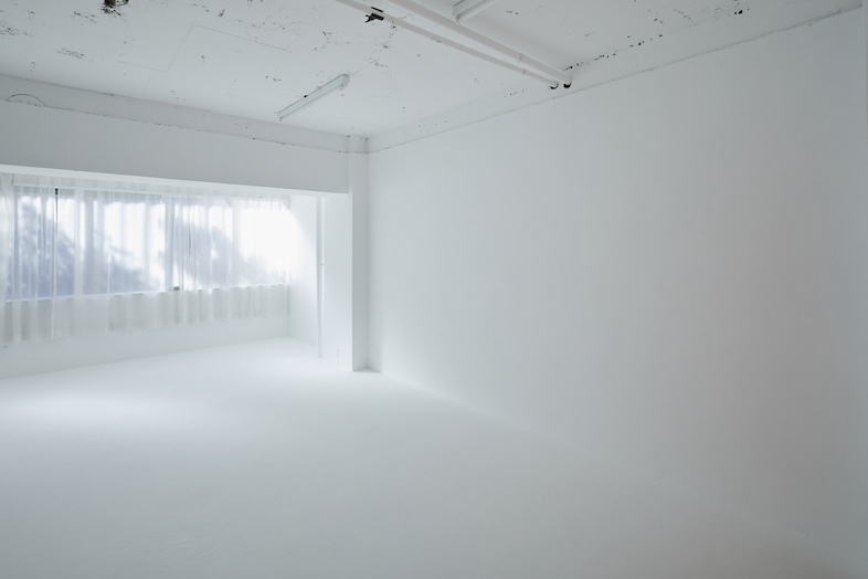 ライカムスタジオ｜光のグラデーションが主役になる引き画