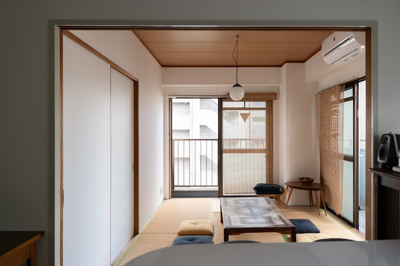 スタジオおざぶ｜和室の奥行きを活かした引き画