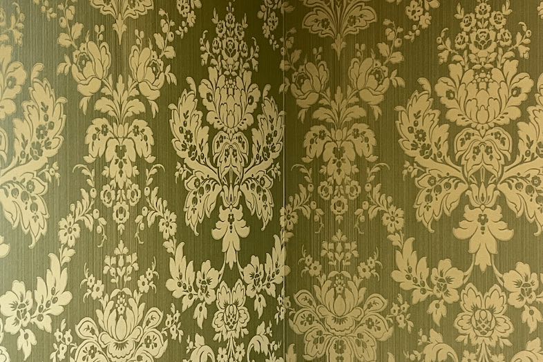 英国洋館スタジオ 地球屋｜【メダリオンサロン】英国御用達メーカー、コール＆サンのグリーンの壁紙