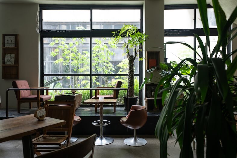 YUKUIDO KOBO｜周辺に系列ロケ地有：1F　ROUTE BOOKS