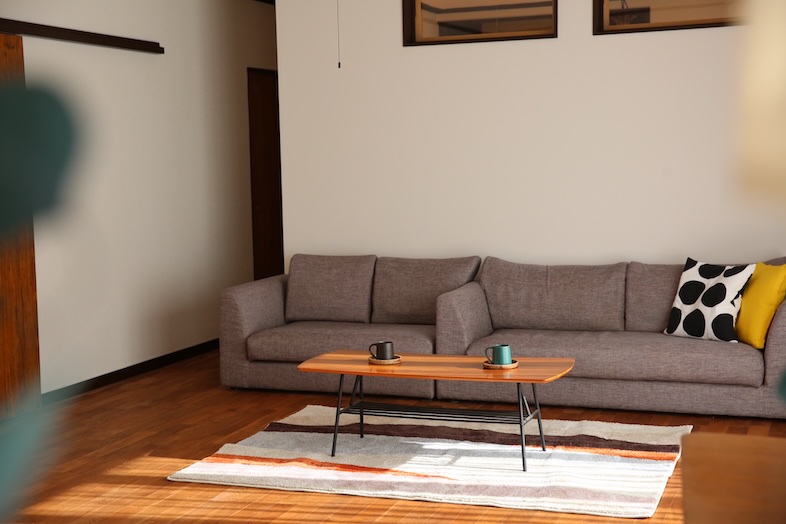 トンボハウススタジオ｜【リビング】家族団らんや会話シーンを自然に切り取れる画づくりが可能