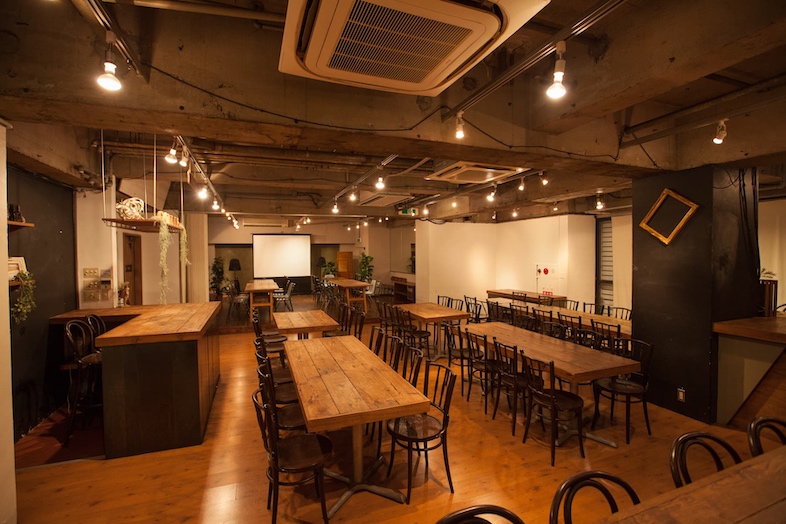 GOBLIN.千駄ヶ谷店｜縦長に広い空間で引きの画角も余裕で行えます