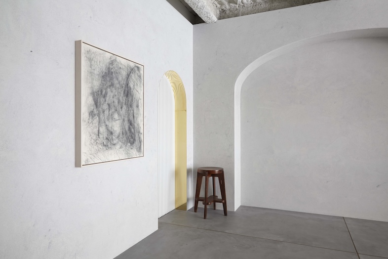 BASE STUDIO AOBADAI 2F +STYLE｜ギャラリースタイルなので、モード系・アパレルブランド撮影とも相性抜群