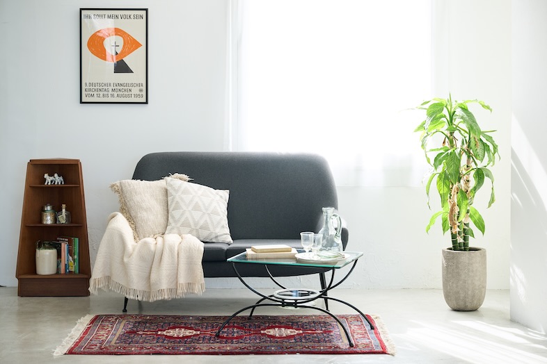 studio SPINDLE｜【WHITE FLOOR】昼過ぎより直射日光が当たるため多彩なバリエーションのシーン撮影ができるスタジオ