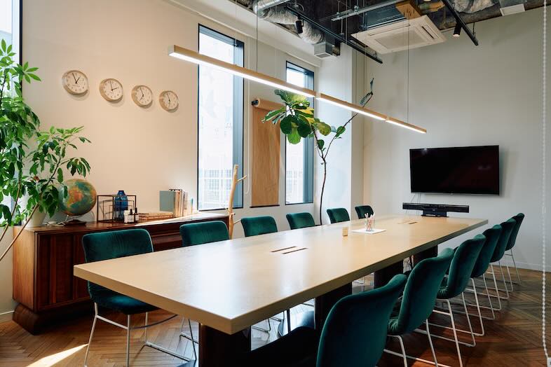 EAT PLAY WORKS｜【MEETING ROOM L 3F】ビジネス対談やブランドインタビュー撮影に最適