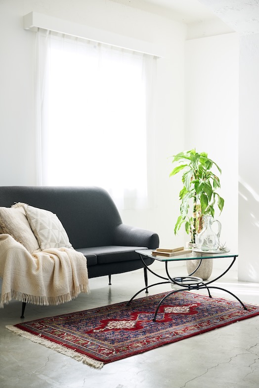 studio SPINDLE｜【WHITE FLOOR】昼過ぎより直射日光が当たるため多彩なバリエーションのシーン撮影ができるスタジオ