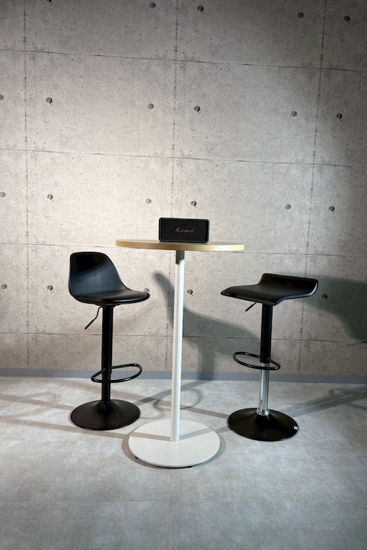 STUDIO X GARAGE｜コンクリート壁を背景に、モード系やアパレル撮影に最適