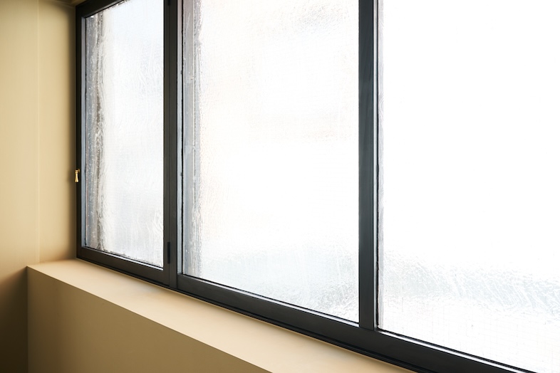 studio SPINDLE｜【WOOD FLOOR】自然光が豊富に入る空間