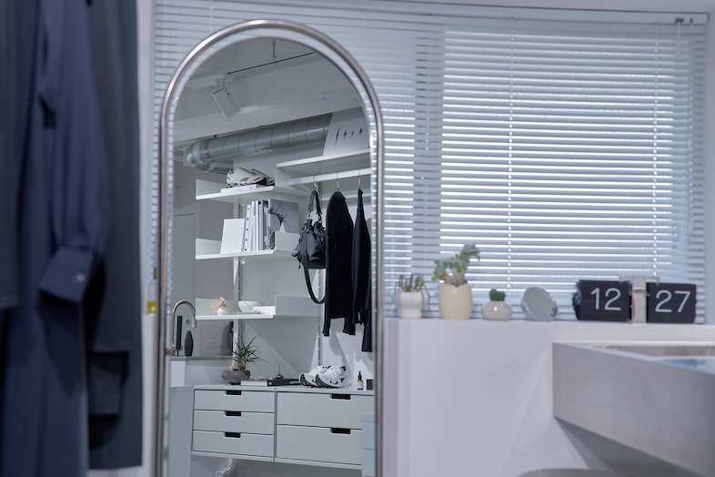 rei no studio｜鏡越しのスタイリングカットや韓国風・ナチュラルテイストの撮影に