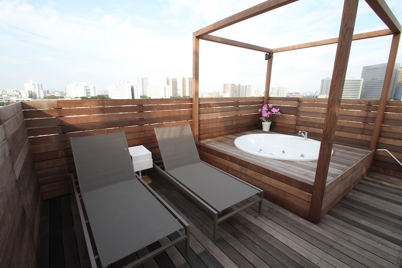 GOBLIN.川崎SKY LOUNGE店｜開放的なジャグジースペース