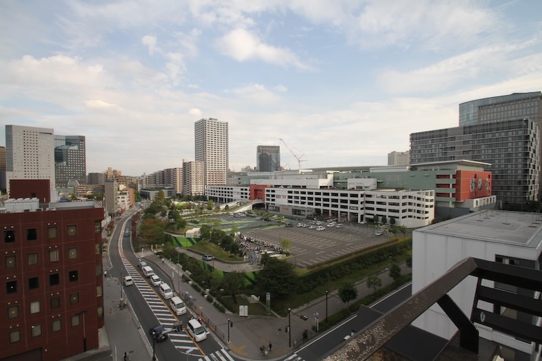 GOBLIN.川崎SKY LOUNGE店｜ビルや街並みを背景に撮影可能