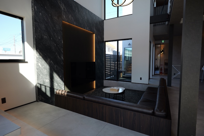 RE:VER北条｜【1F】時間帯で表情が変わる光の演出をそのまま撮影に活かせます