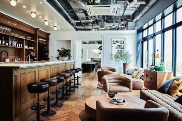 【KITCHEN & LOUNGE】フード撮影やブランドイベントのシーン作りに