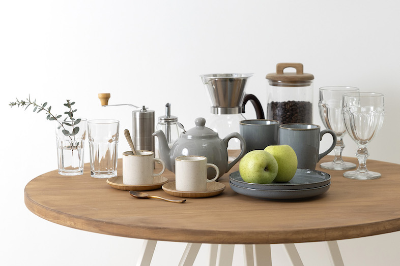 musako studio｜食器類も揃っており、テーブルコーディネート撮影にも対応可能