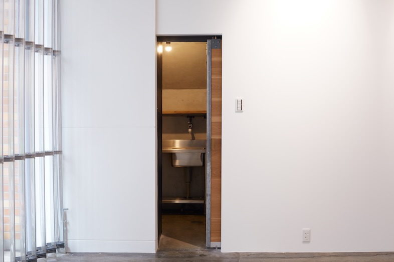 GOBLIN.中目黒GALLERY店｜洗面台とお手洗い