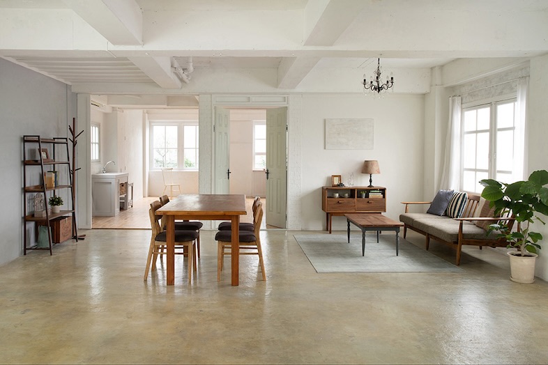 Studio Vale｜【space B】南向の窓は朝から夕方まで自然光で撮影が可能です