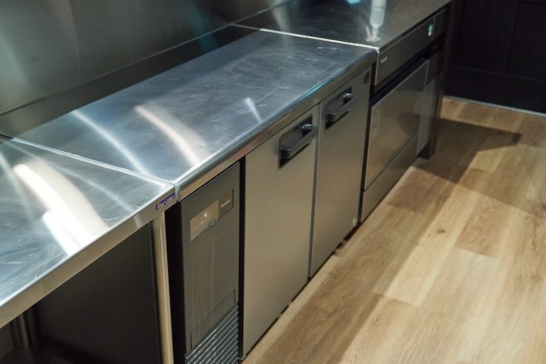 GOBLIN.新橋店 -LOUNGE-｜飲食持ち込みやケータリング対応可能な設備