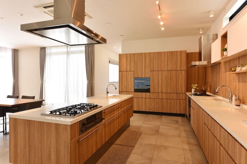 スタジオPia34.辰巳｜【1F】リアルな台所シーンの演出｜家電・食品・日用品ブランドの広告の撮影に