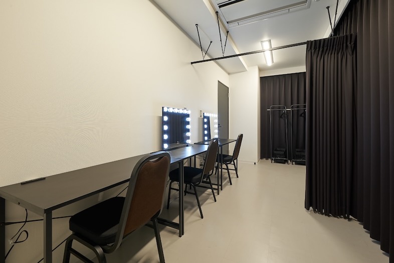 GOBLIN.新橋店 -HALL-｜【8F 】控室