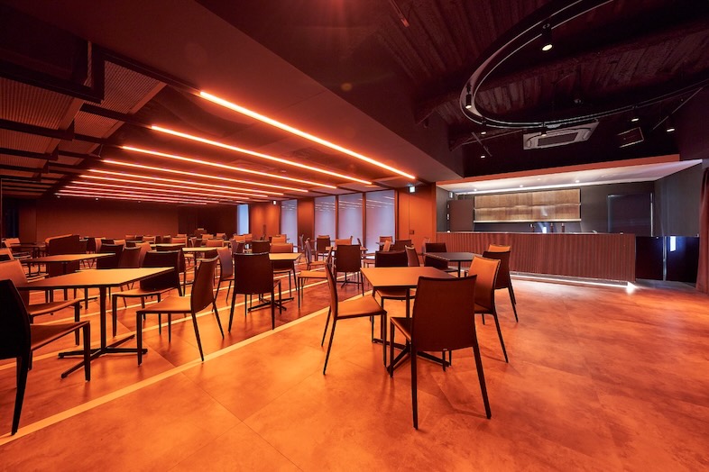 GOBLIN.新橋店 -HALL-｜【8F メインフロア】パーティーやイベントシーンの撮影に最適