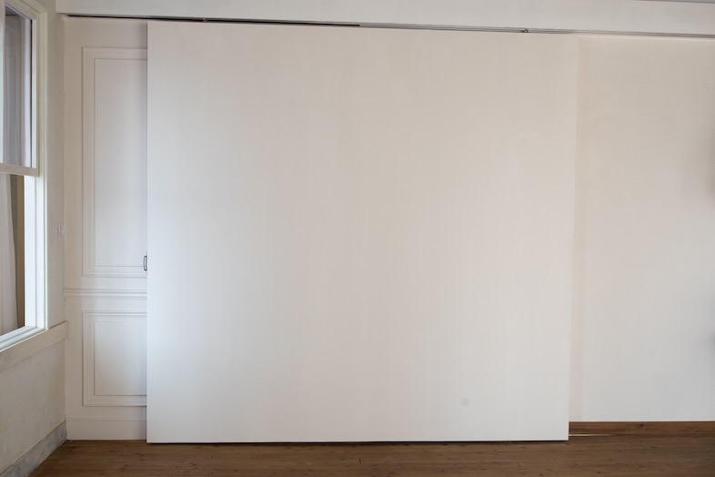 今川スタジオ｜スタジオ内で背景を自由に切り替えられる