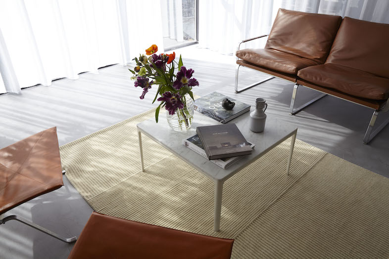 BASE STUDIO AOBADAI 2F +STYLE｜白系無地ラグ（小）