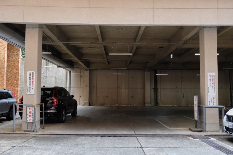 STUDIO ZYX｜駐車場スペース ※撮影はできません