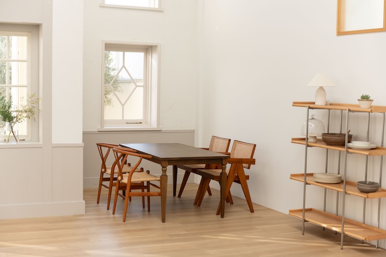 OLD OLIVE｜【Aゾーン】食卓を囲む自然なシーンがすっと撮れる空間