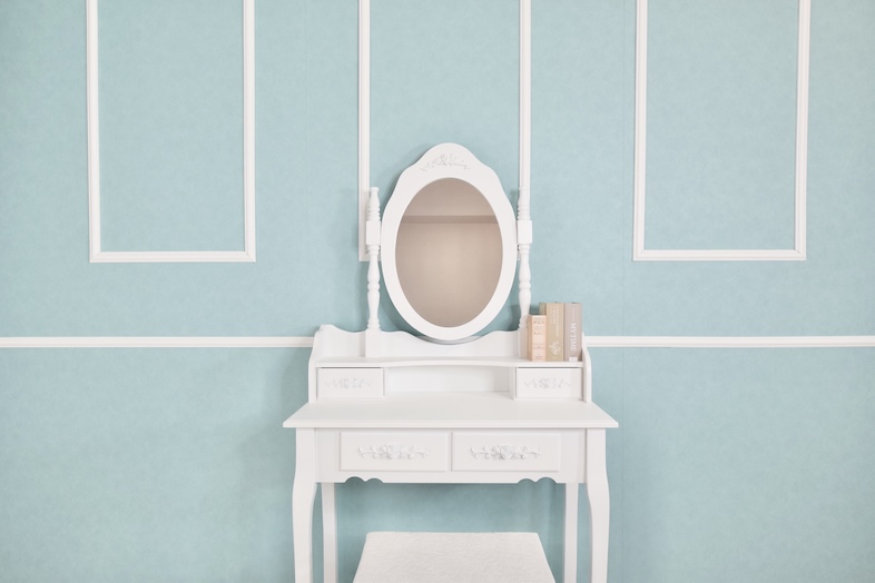 ミートアップルーム栄｜【フォトスタジオ】コスメ・パフューム・ブライダル系ブランドの商品カットにそのまま使えるセット