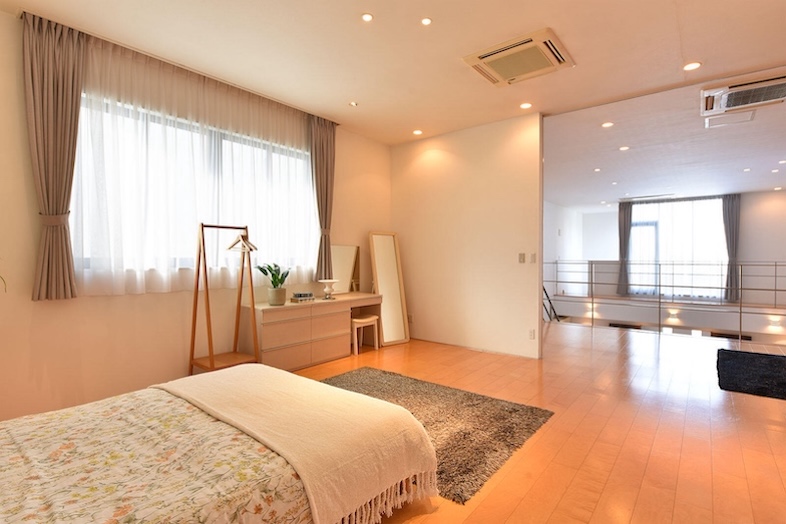 スタジオPia34.辰巳｜【2F】24時間対応なので、モーニング/ナイトルーティーン撮影も可能